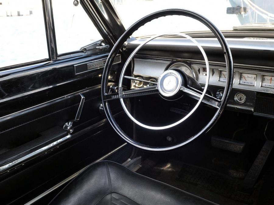  Dodge Dart GT Hardtop Coupe 1965 года  (фото 6 из 7)